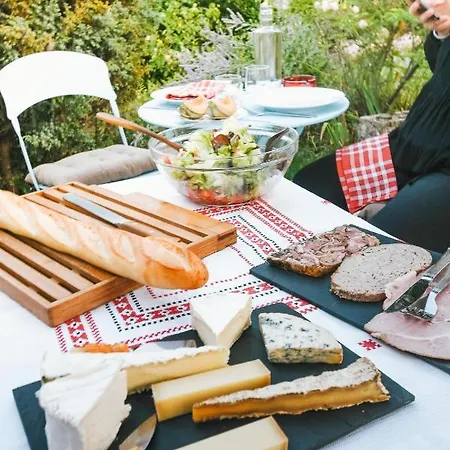 Bed & Breakfast Chez Fred Et Cecile 3*