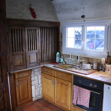 Chez Fred Et Cecile Bed & Breakfast 3*