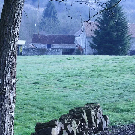 Chez Fred Et Cecile Bed & Breakfast 3*