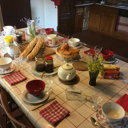 Couette-café Chez Fred Et Cécile 3*