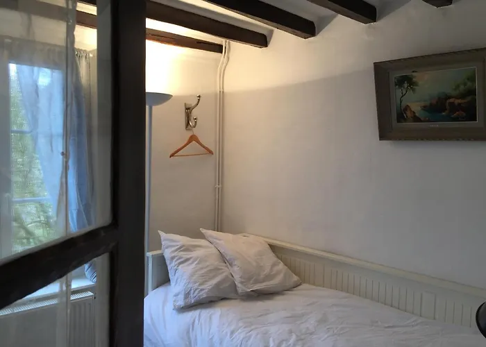 Chez Fred Et Cecile Bed & Breakfast 3*